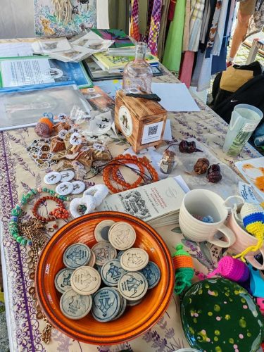 Dobročinný bazárek